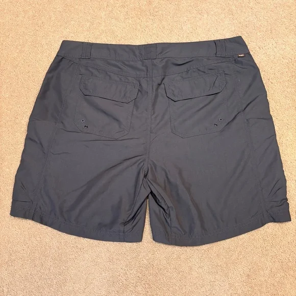 REI Nylon Cargo Shorts Womens Size 16 XL Dark Grey UPF 50 Secure Pockets Outdoor - Picture 3 of 11